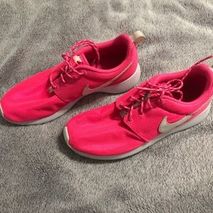 Nike shoes